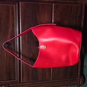 Elizabeth Arden red tote